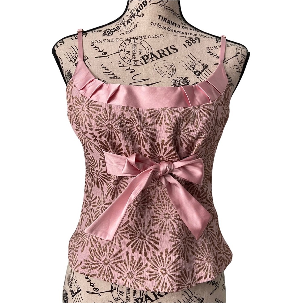 Vintage Tara Jarmon Pink Floral Spaghetti Strap Top with Wire in Size 40